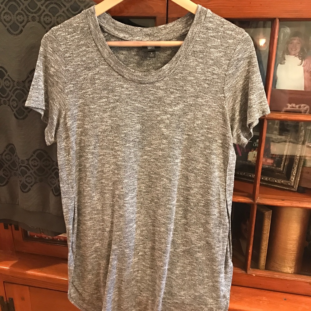 HOST PickSlit side long t shirt! - Picture 2 of 5